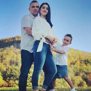 Meet your Posher, Breshna